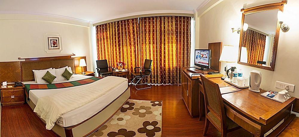 Hotel Jaipur Palace Bagian luar foto