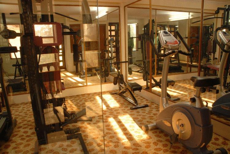 Hotel Jaipur Palace Bagian luar foto